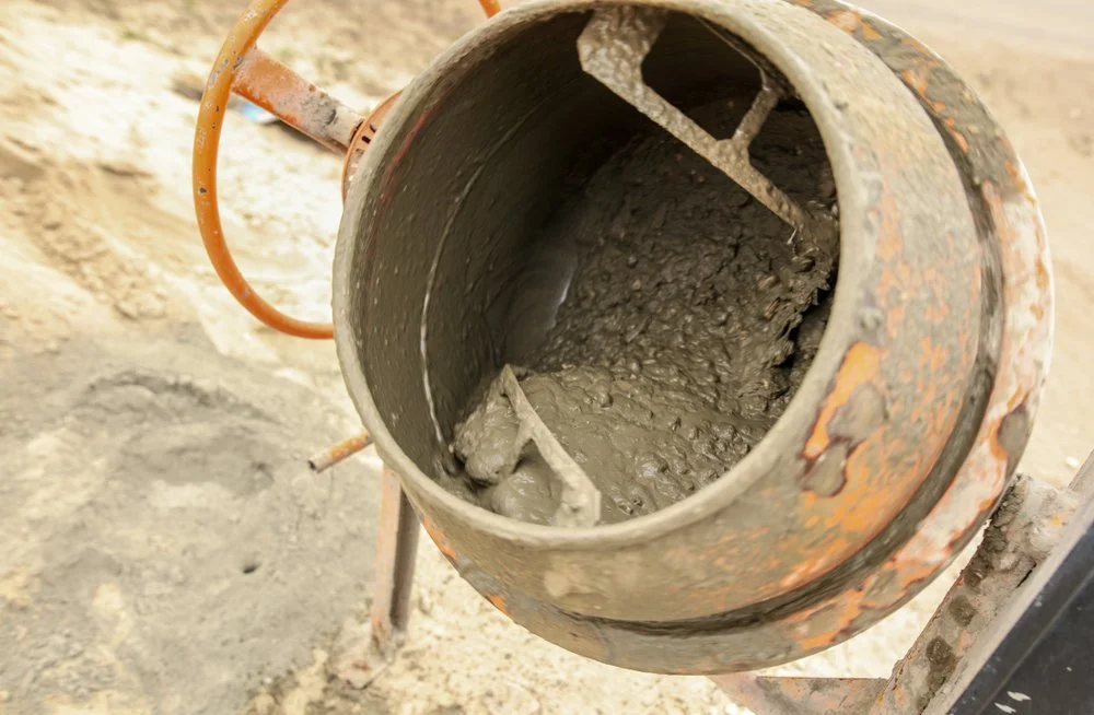 Beton umíchejte ve stavební míchačce